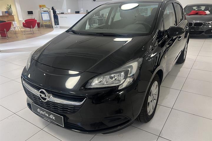 Sort Opel Corsa fra 2018