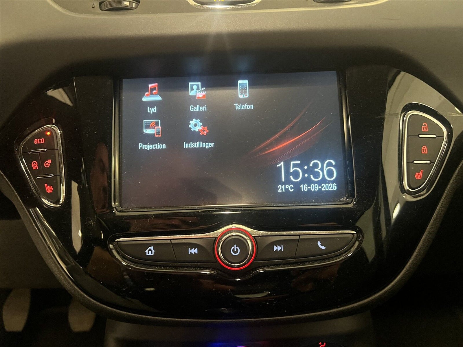 Sort Opel Corsa fra 2018