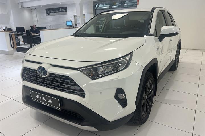 Hvid Toyota RAV4 fra 2019