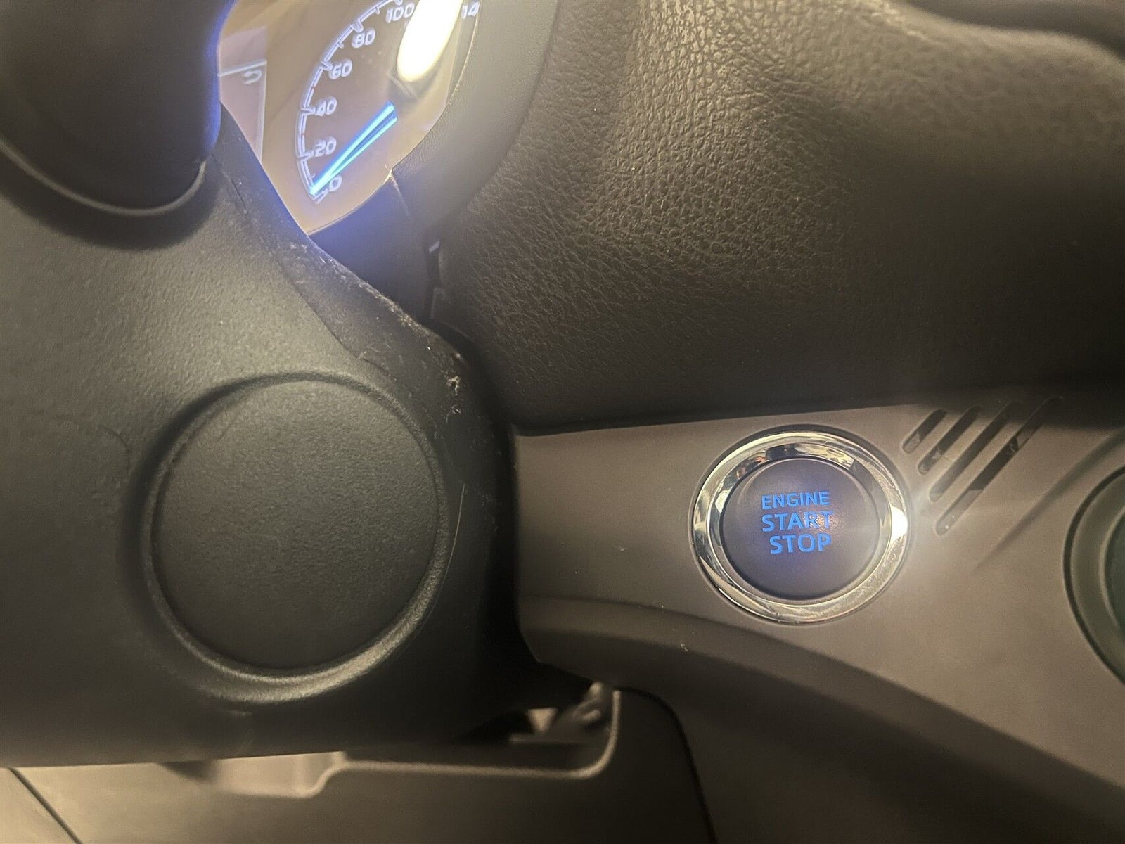 Sort Toyota Yaris fra 2019