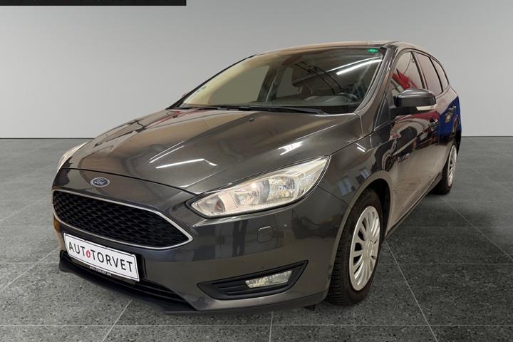 Grå Ford Focus fra 2015