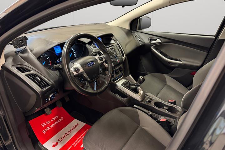 Sort Ford Focus fra 2012