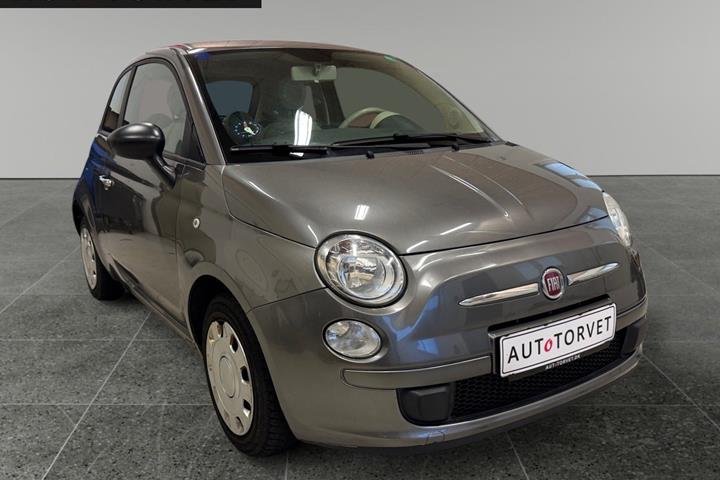 Grå Fiat 500 fra 2008