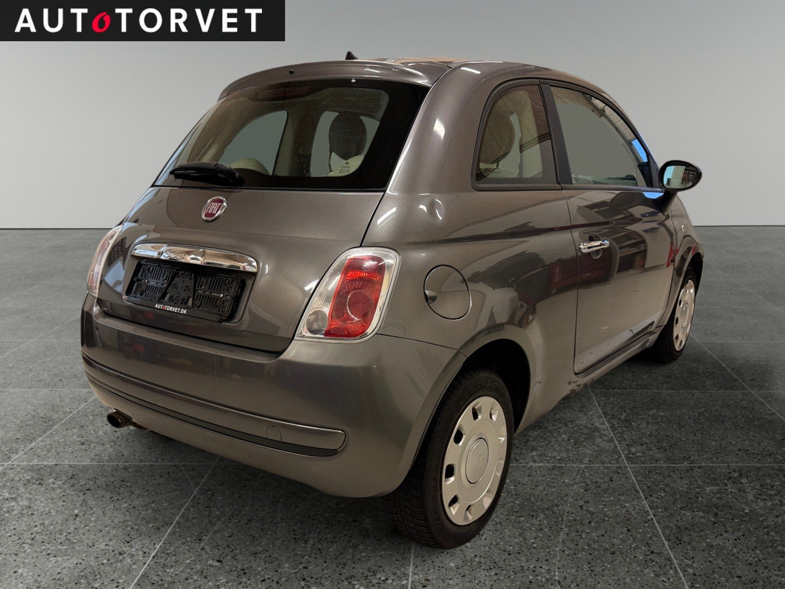 Grå Fiat 500 fra 2008