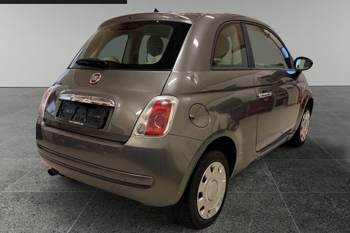Grå Fiat 500 fra 2008