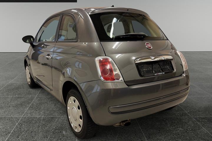 Grå Fiat 500 fra 2008