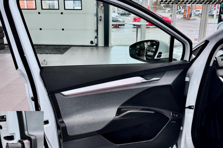 Hvid Skoda Enyaq fra 2026