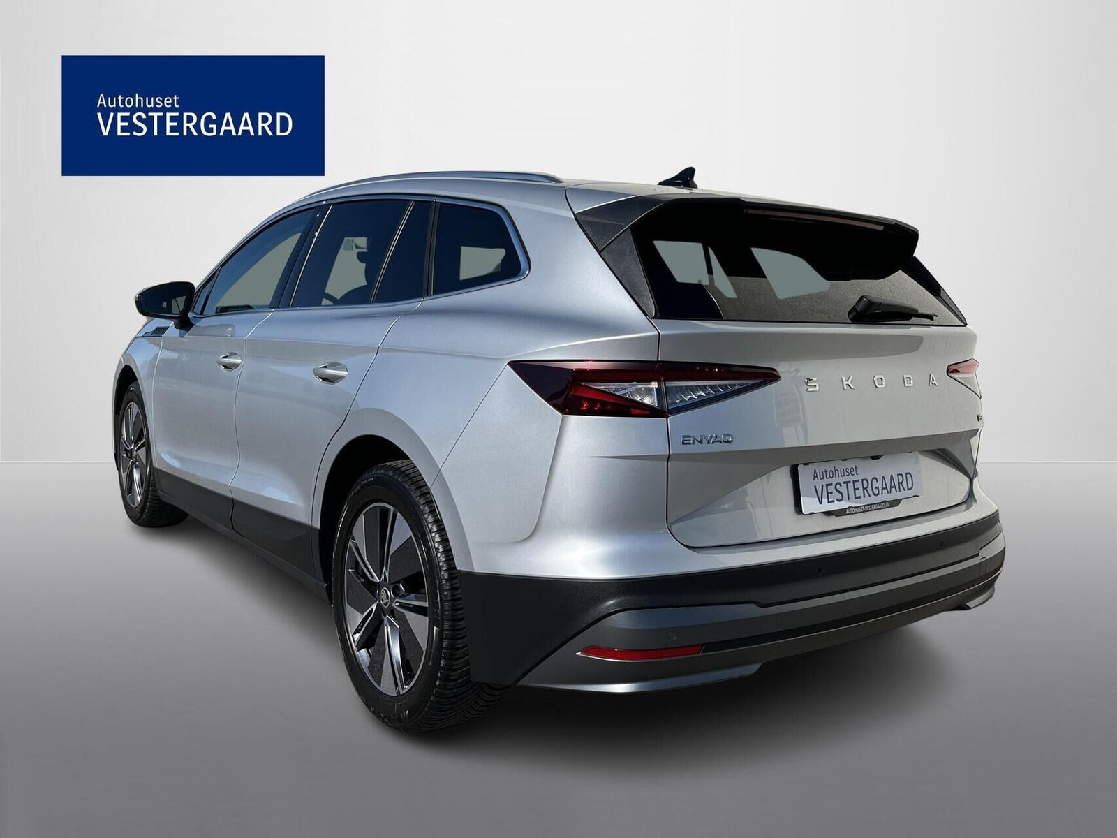 Sølv Skoda Enyaq fra 2025