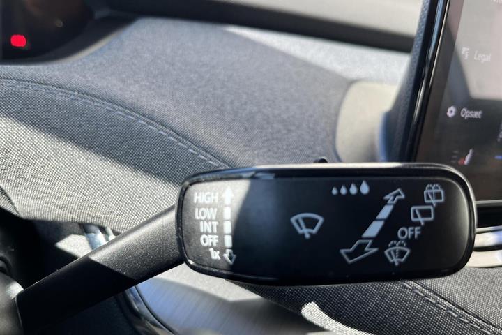 Sølv Skoda Enyaq fra 2025