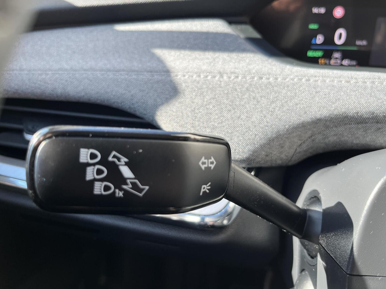 Sølv Skoda Enyaq fra 2025