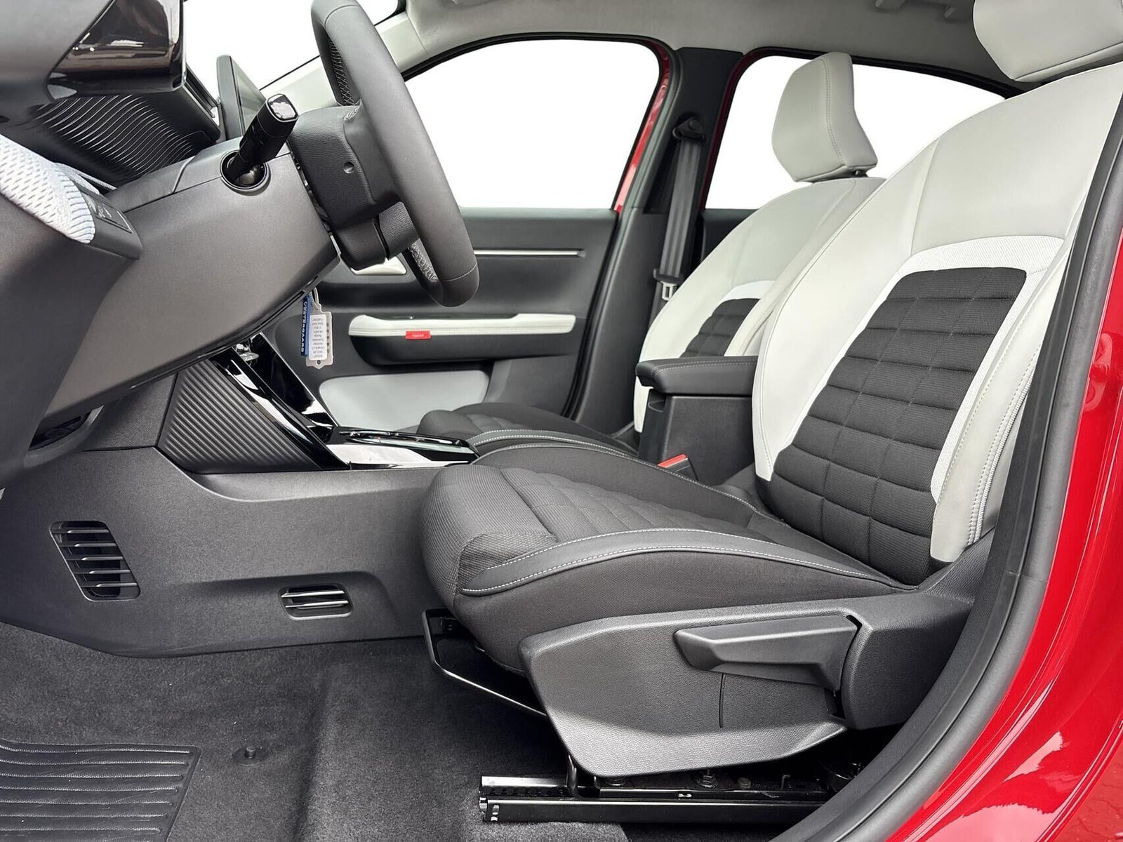 Rød Citroën e-C3 Aircross fra 2025
