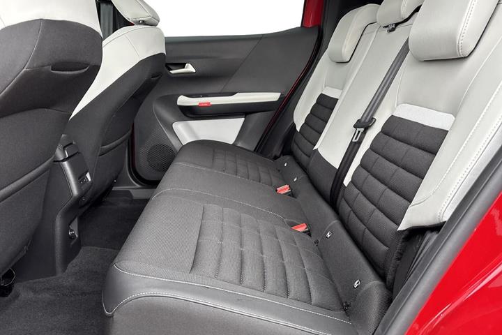 Rød Citroën e-C3 Aircross fra 2025