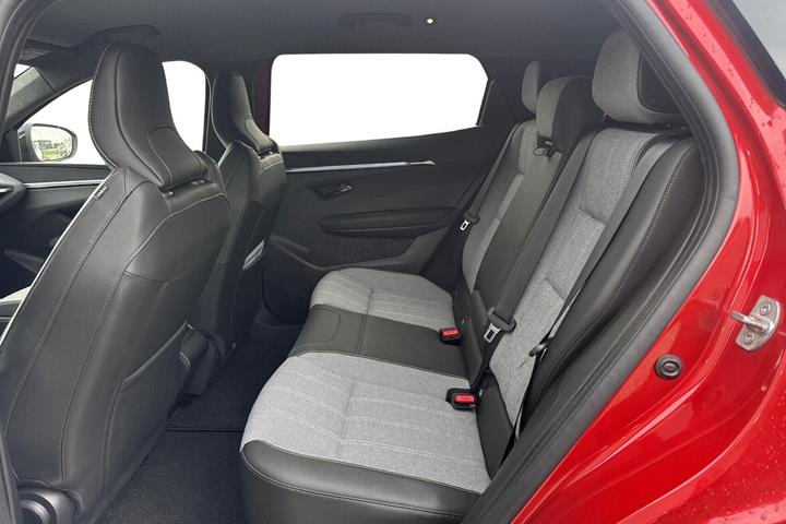 Rød Renault Scenic E-Tech fra 2026