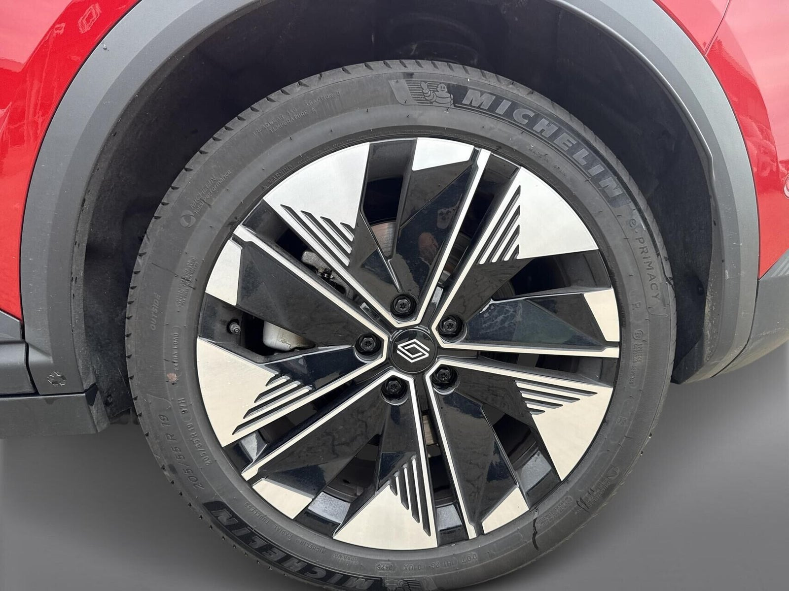 Rød Renault Scenic E-Tech fra 2026