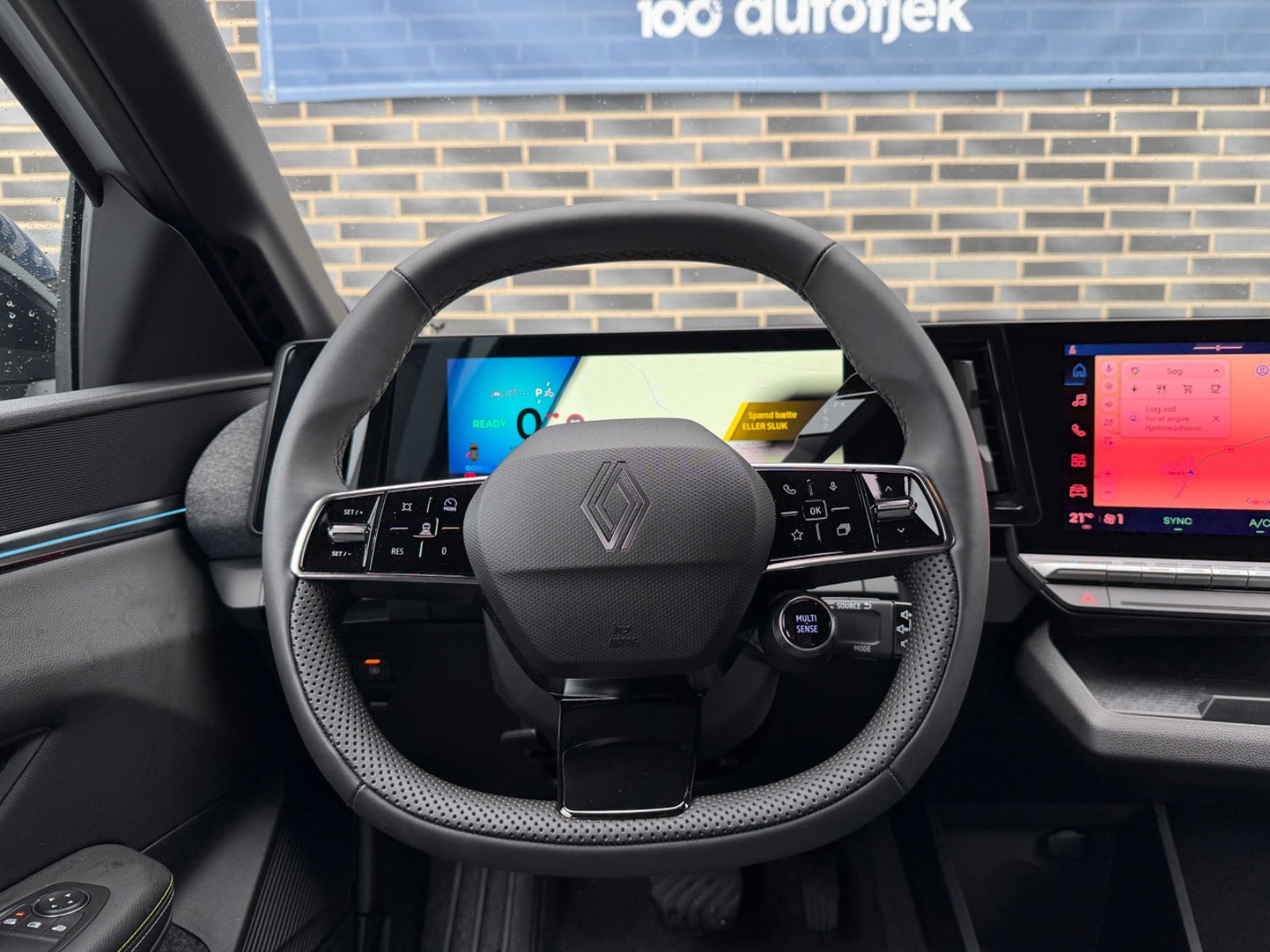 Hvid Renault Megane E-Tech fra 2026