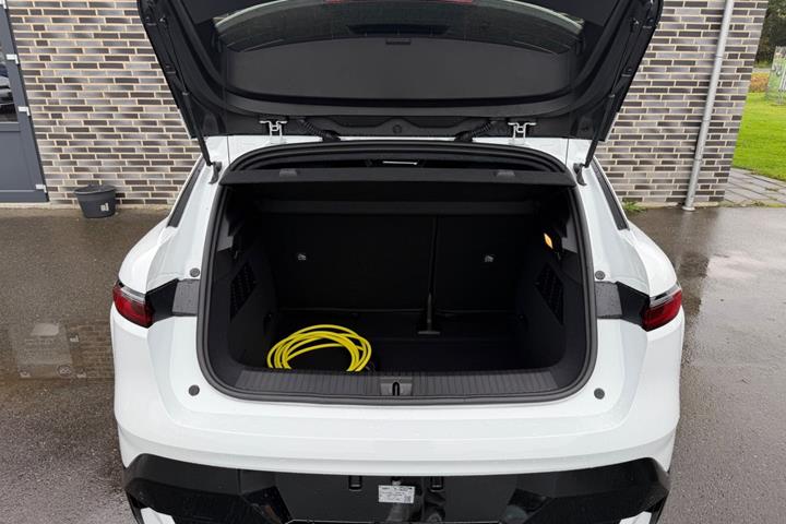 Hvid Renault Megane E-Tech fra 2026