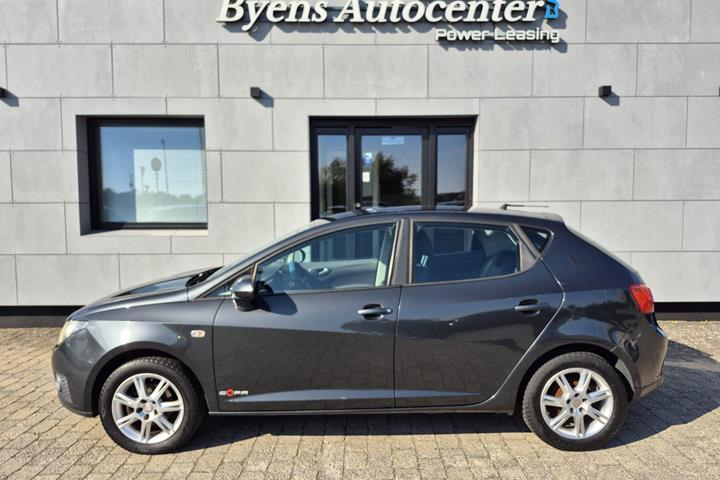 Grå Seat Ibiza fra 2011