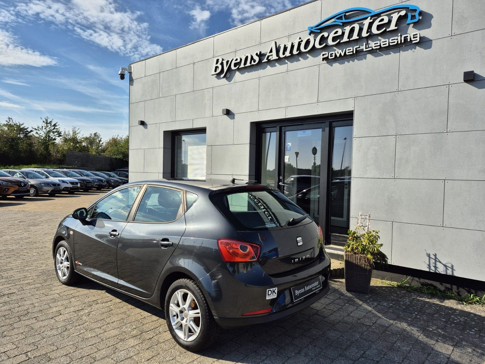 Grå Seat Ibiza fra 2011