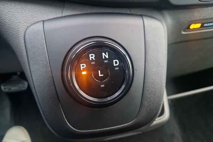 Hvid Ford E-Transit 350 L3 Van fra 2024