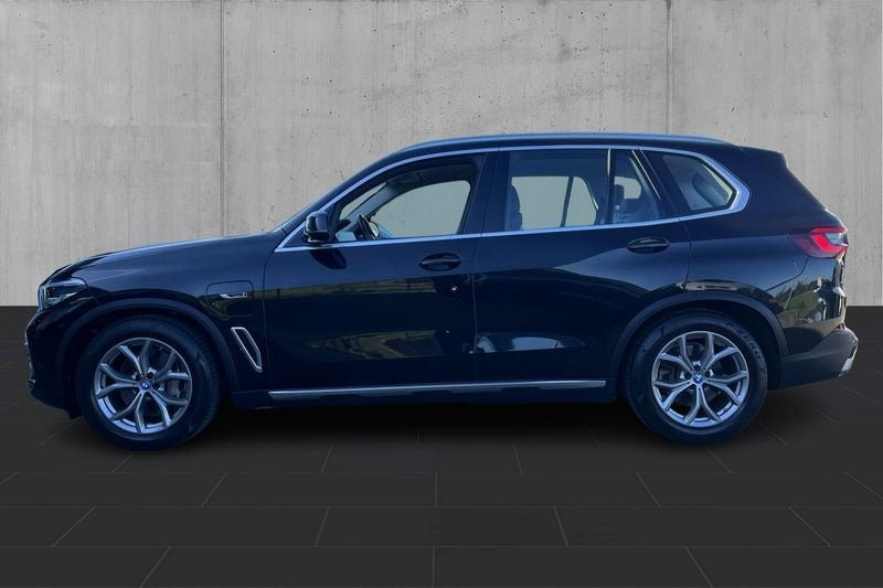 Sort BMW X5 fra 2022