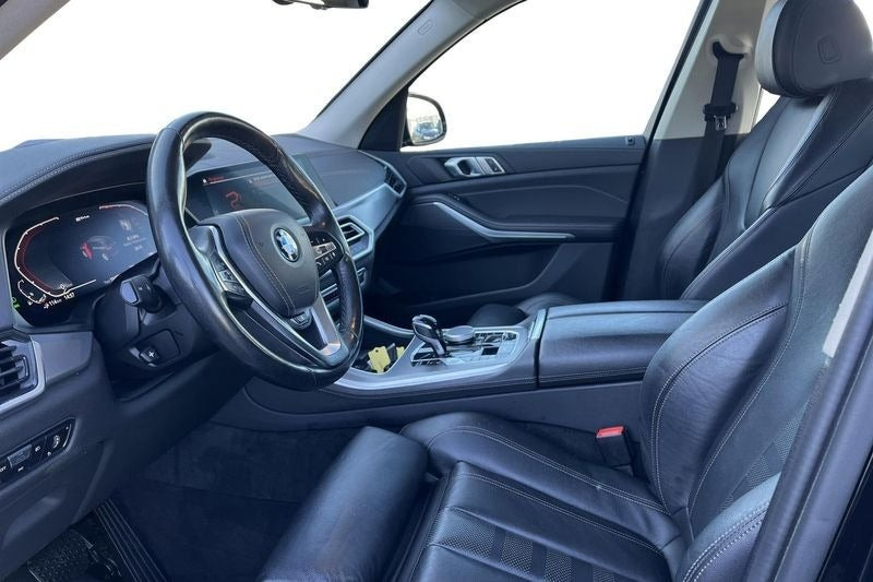 Sort BMW X5 fra 2022