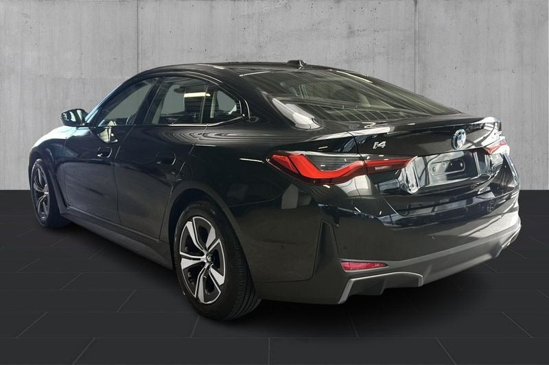 Sort BMW i4 fra 2023