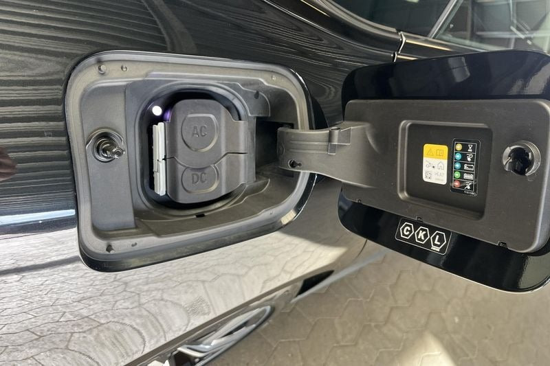 Sort BMW i4 fra 2023