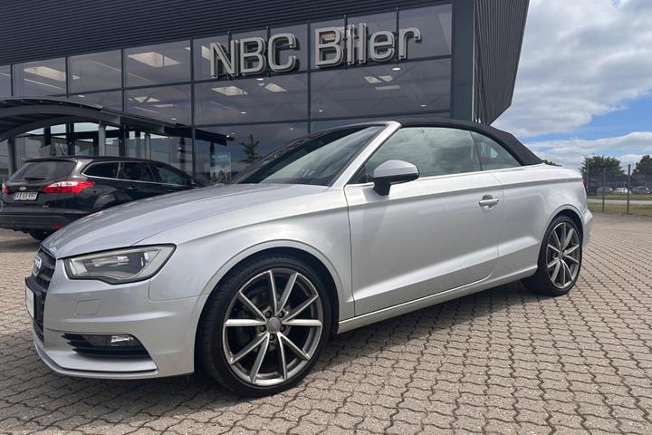 Sølv Audi A3 fra 2014