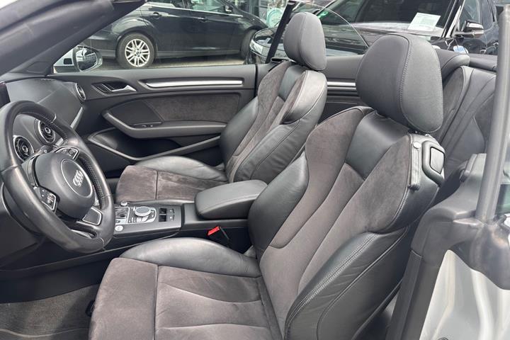 Sølv Audi A3 fra 2014