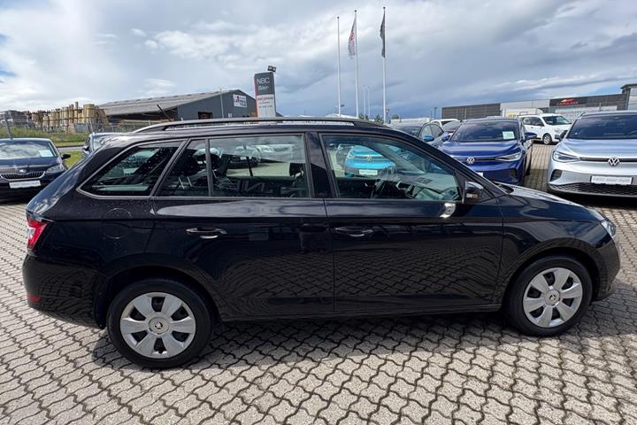 Sort Skoda Fabia fra 2019