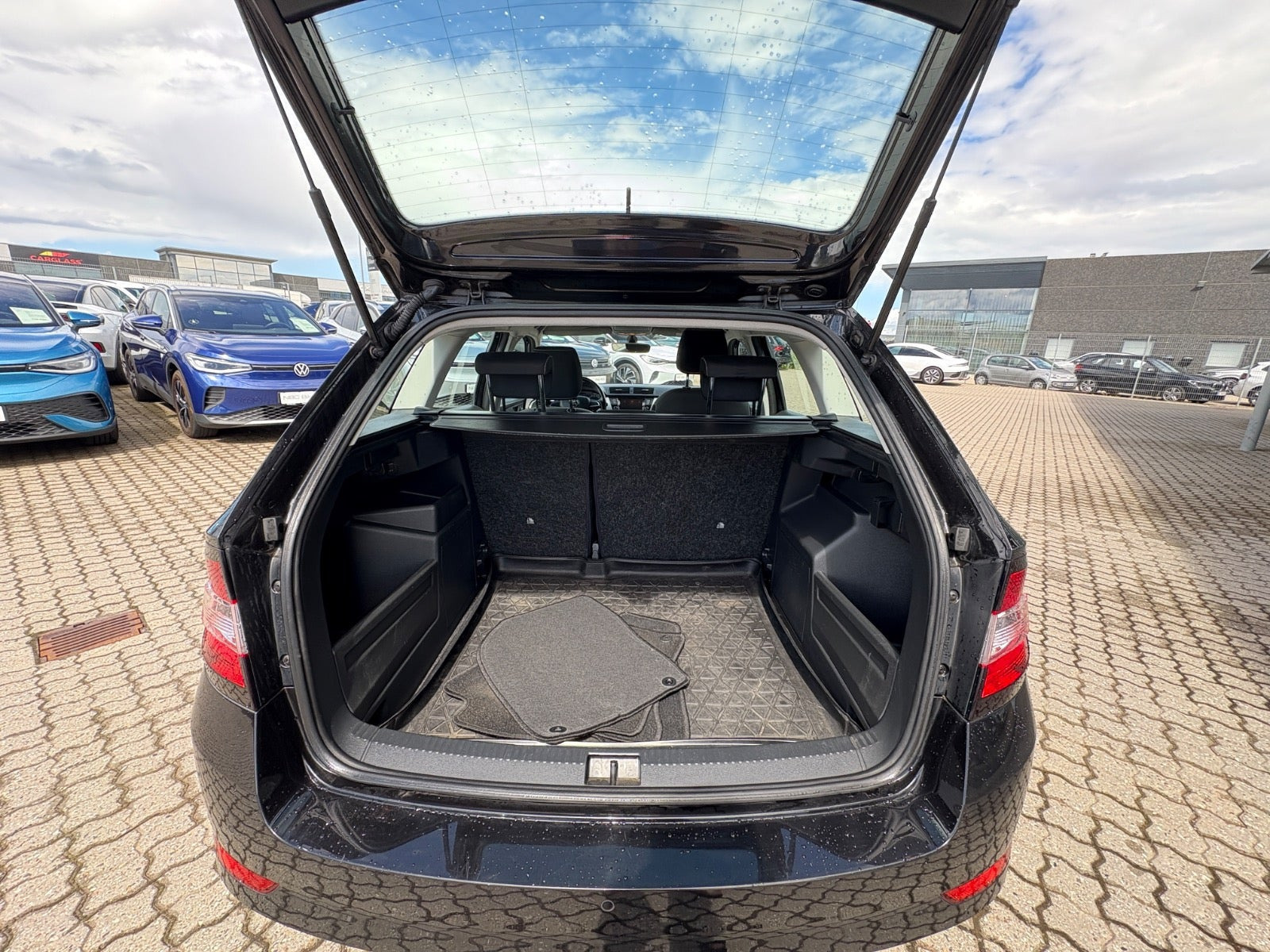 Sort Skoda Fabia fra 2019