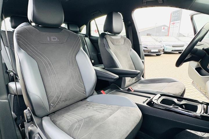 Sort VW ID.5 fra 2023