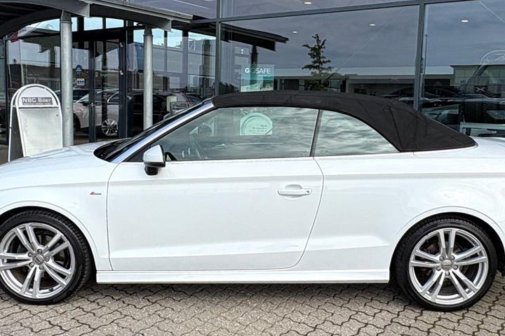 Hvid Audi A3 fra 2020