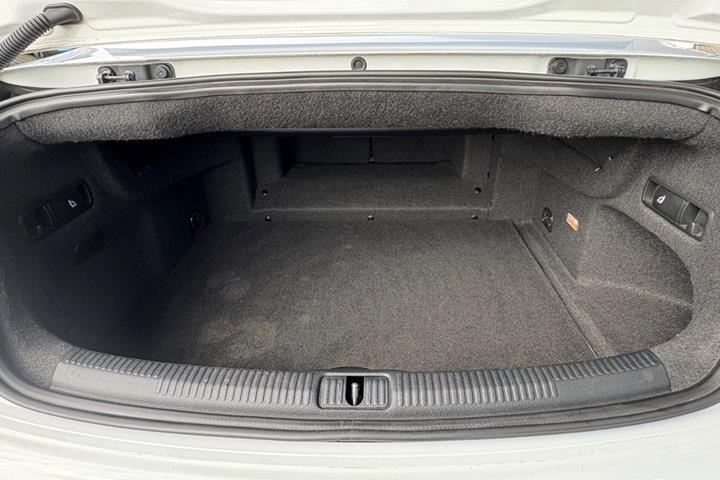 Hvid Audi A3 fra 2020