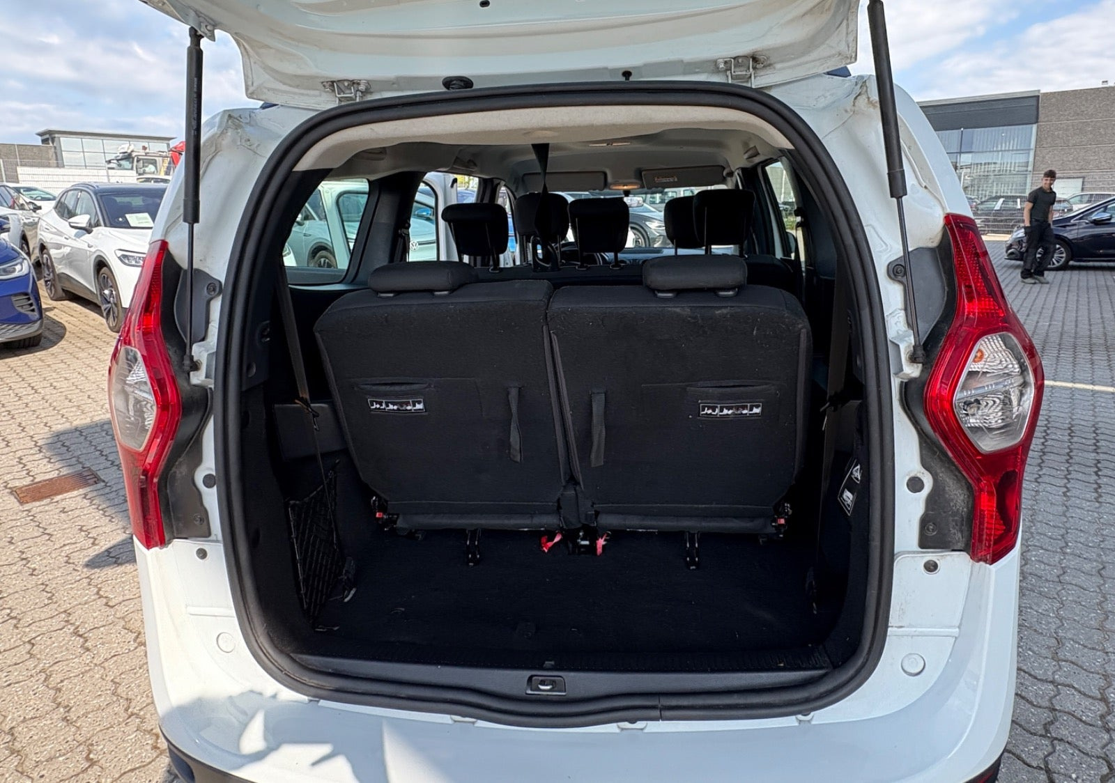 undefined Dacia Lodgy fra 2021