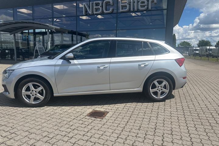 Sølv Skoda Scala fra 2020