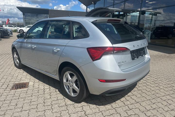 Sølv Skoda Scala fra 2020