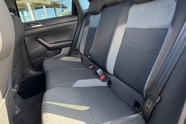 Sort VW Polo fra 2020