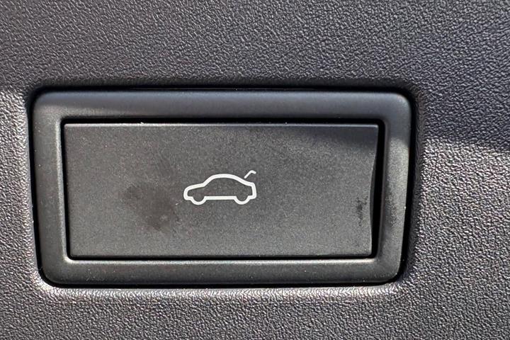 Grå VW ID.5 fra 2023
