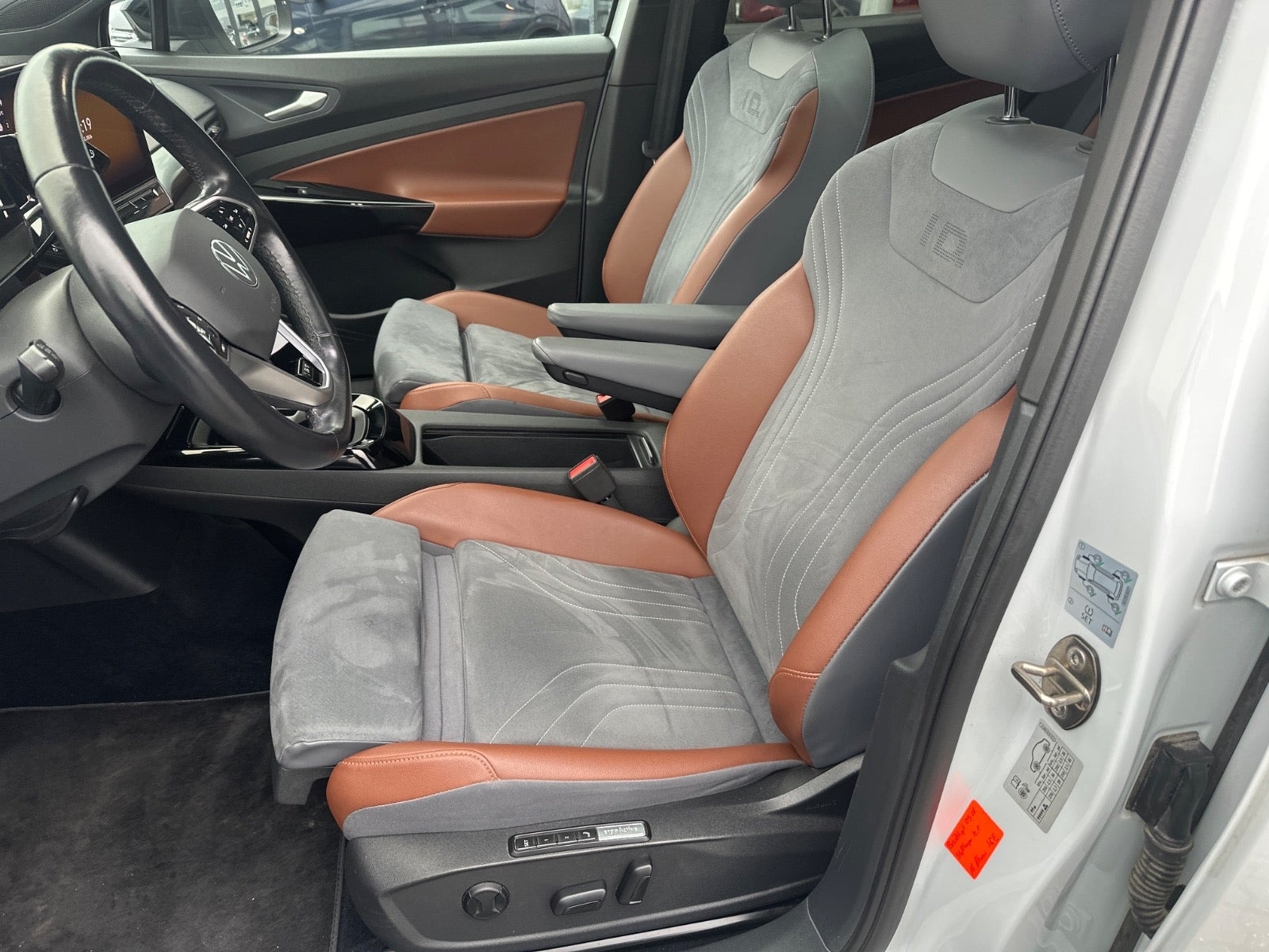 Hvid VW ID.4 fra 2021