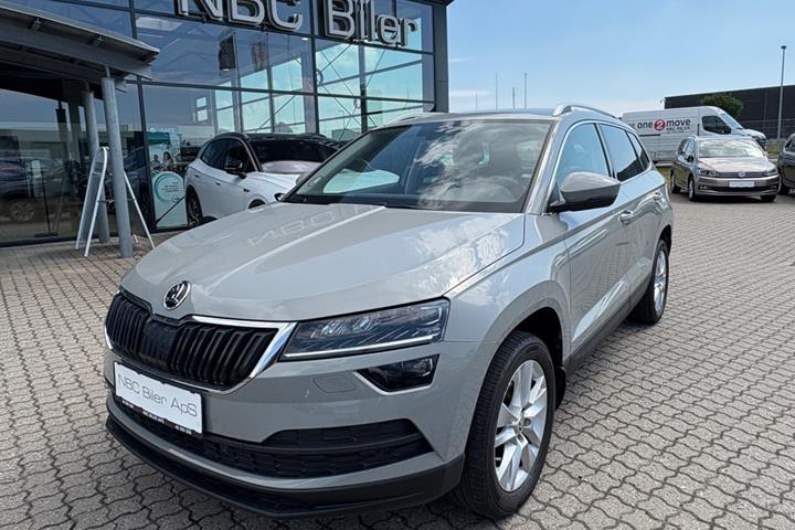 Grøn Skoda Karoq fra 2019