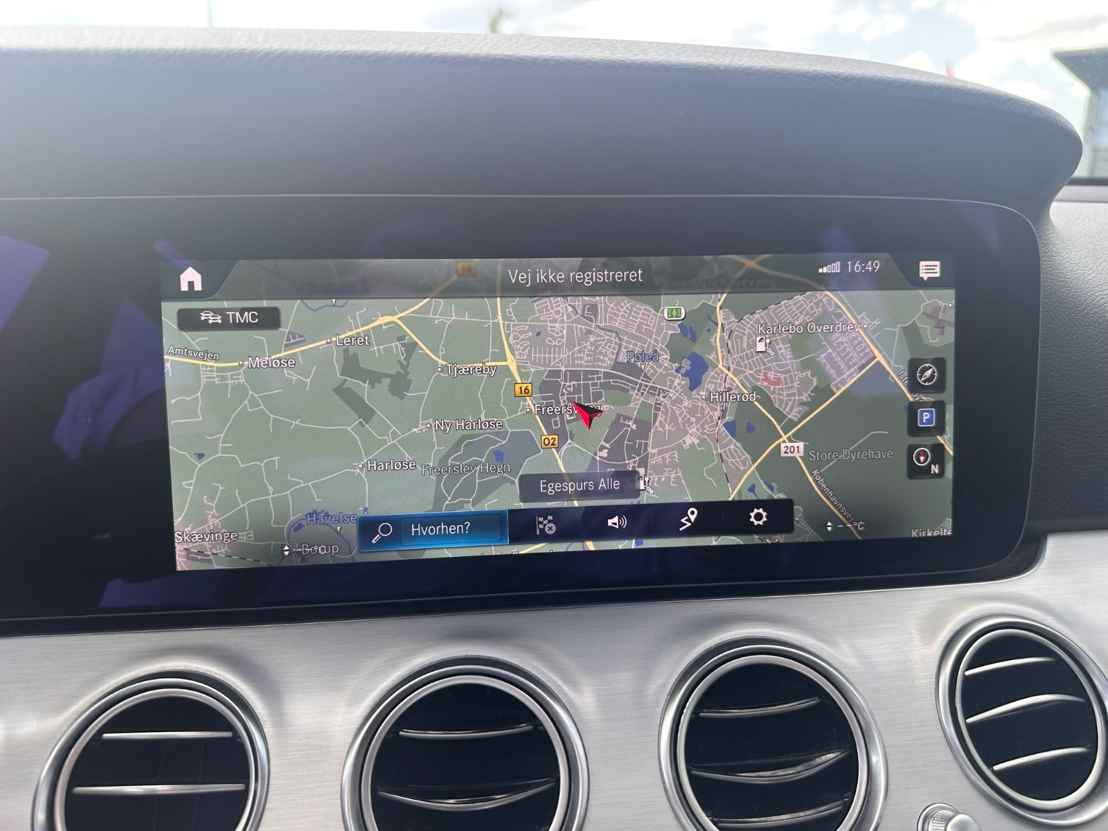 Grå Mercedes E300 de fra 2021