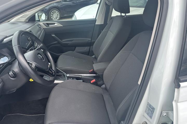 Hvid VW Polo fra 2019