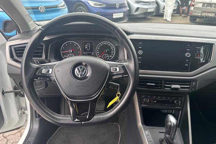 Hvid VW Polo fra 2019