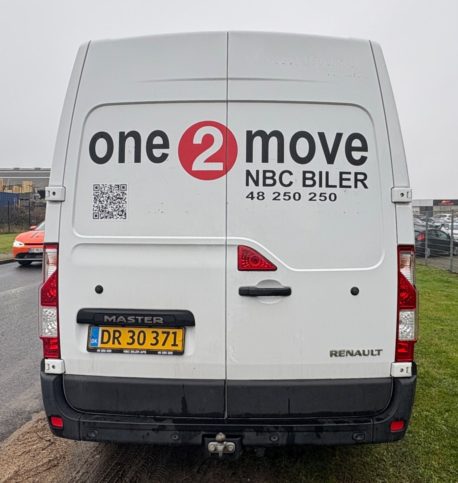 Hvid Renault Master IV T33 fra 2019