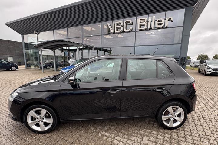 Sort Skoda Fabia fra 2020