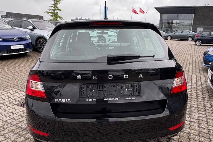 Sort Skoda Fabia fra 2020