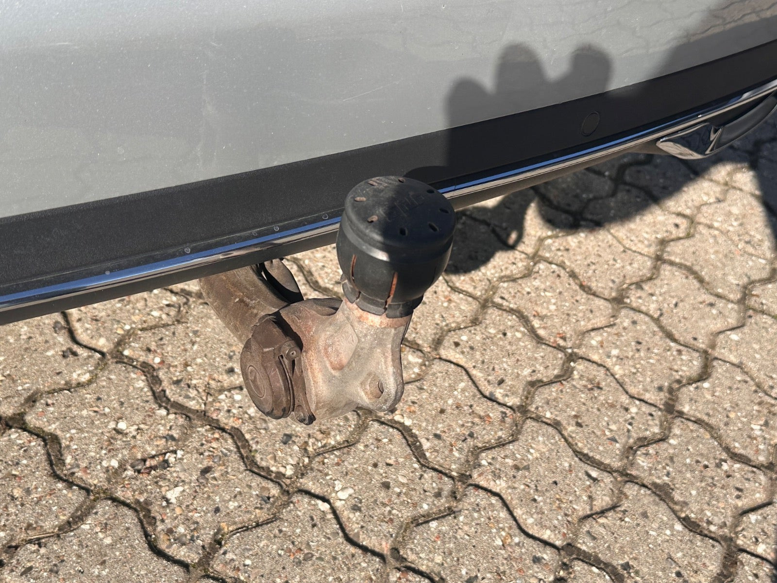 Sølv Mercedes C200 fra 2018