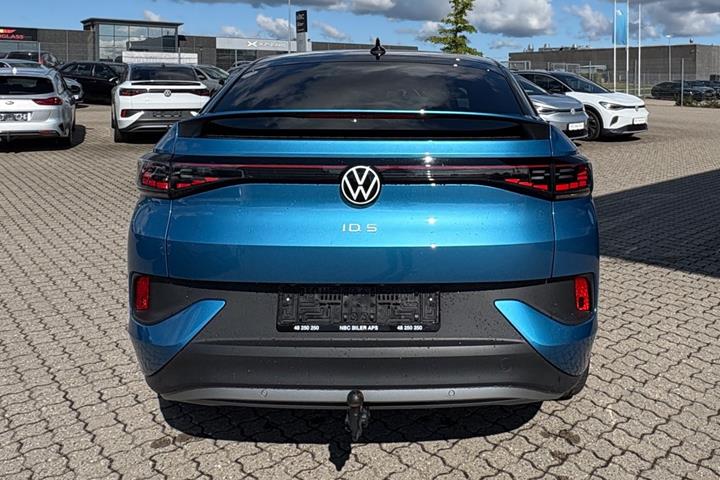 Blå VW ID.5 fra 2025