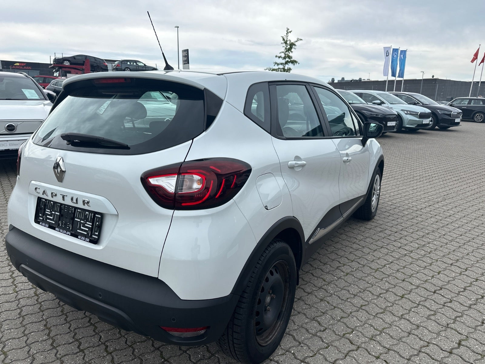 Hvid Renault Captur fra 2018